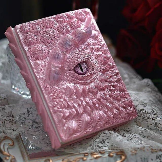 DragonBook™ – Handgefertigtes, geprägtes Harz-Tagebuch mit graviertem Einband
