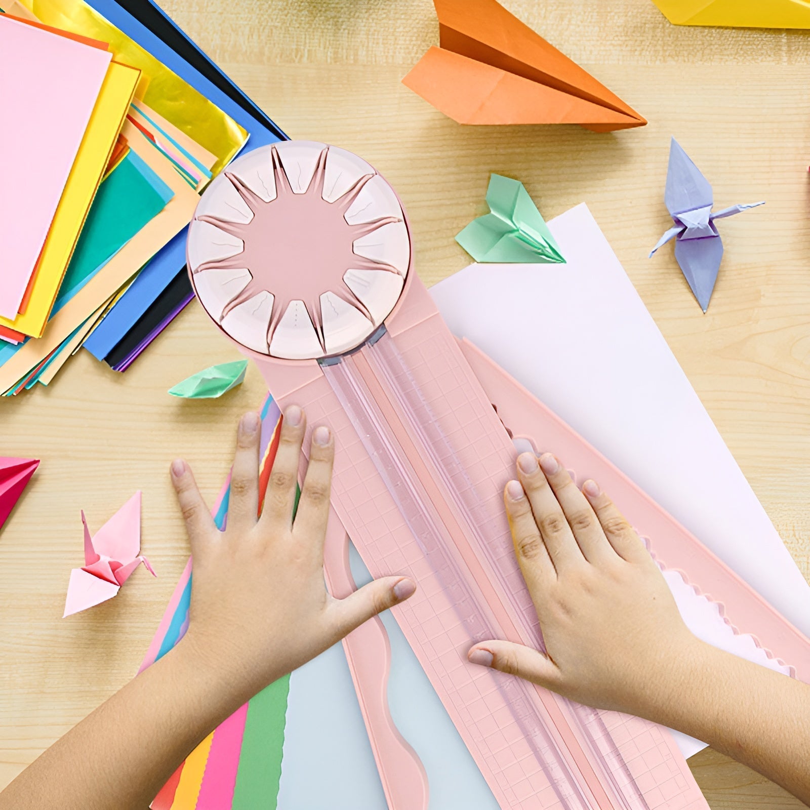 CutFriend™ - Papierschneider – vielseitiger Cutter