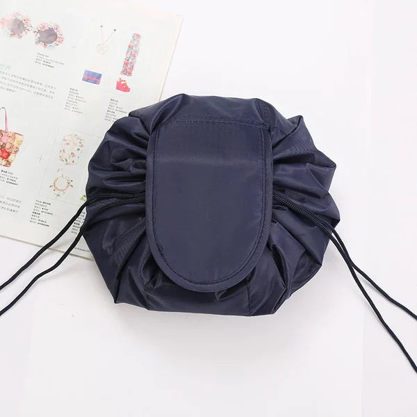 PouchBag™ – Kosmetiktasche für mühelose Organisation
