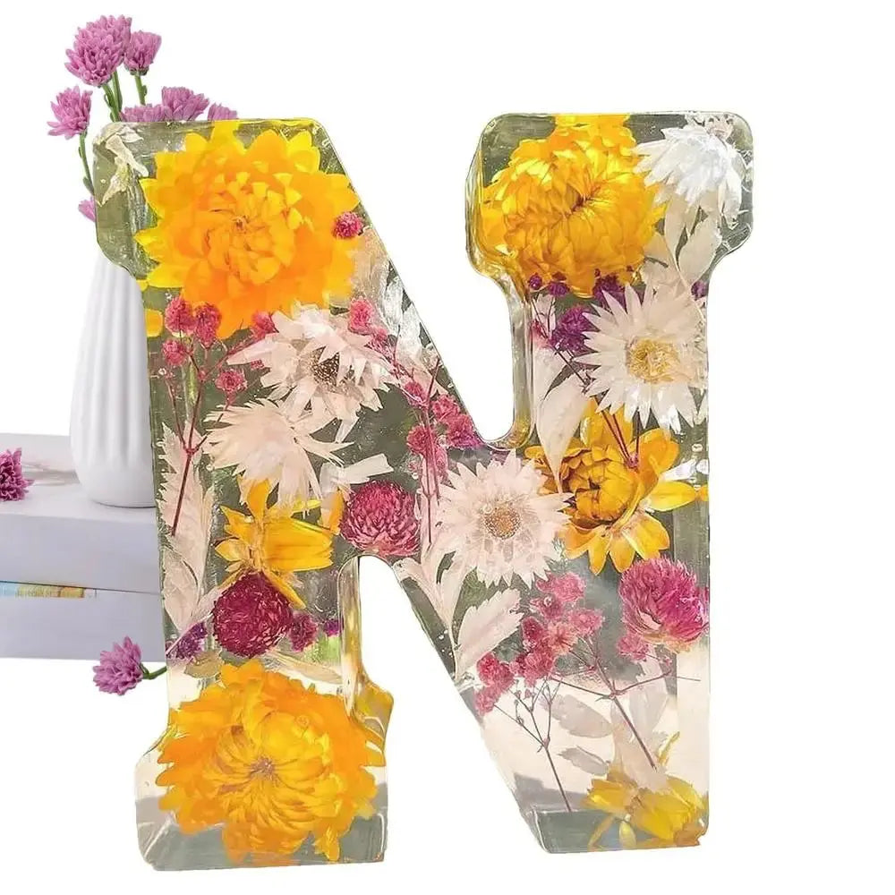 Blumenlampe handgefertigt mit Trockenblumen in Harz