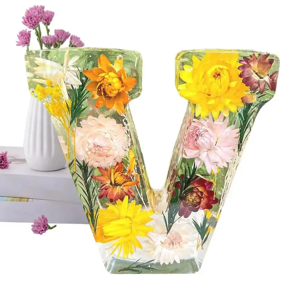 Blumenlampe handgefertigt mit Trockenblumen in Harz