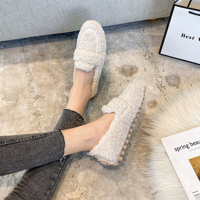 PlushComfort™ – Warme und Kuschelige Plüschsandalen