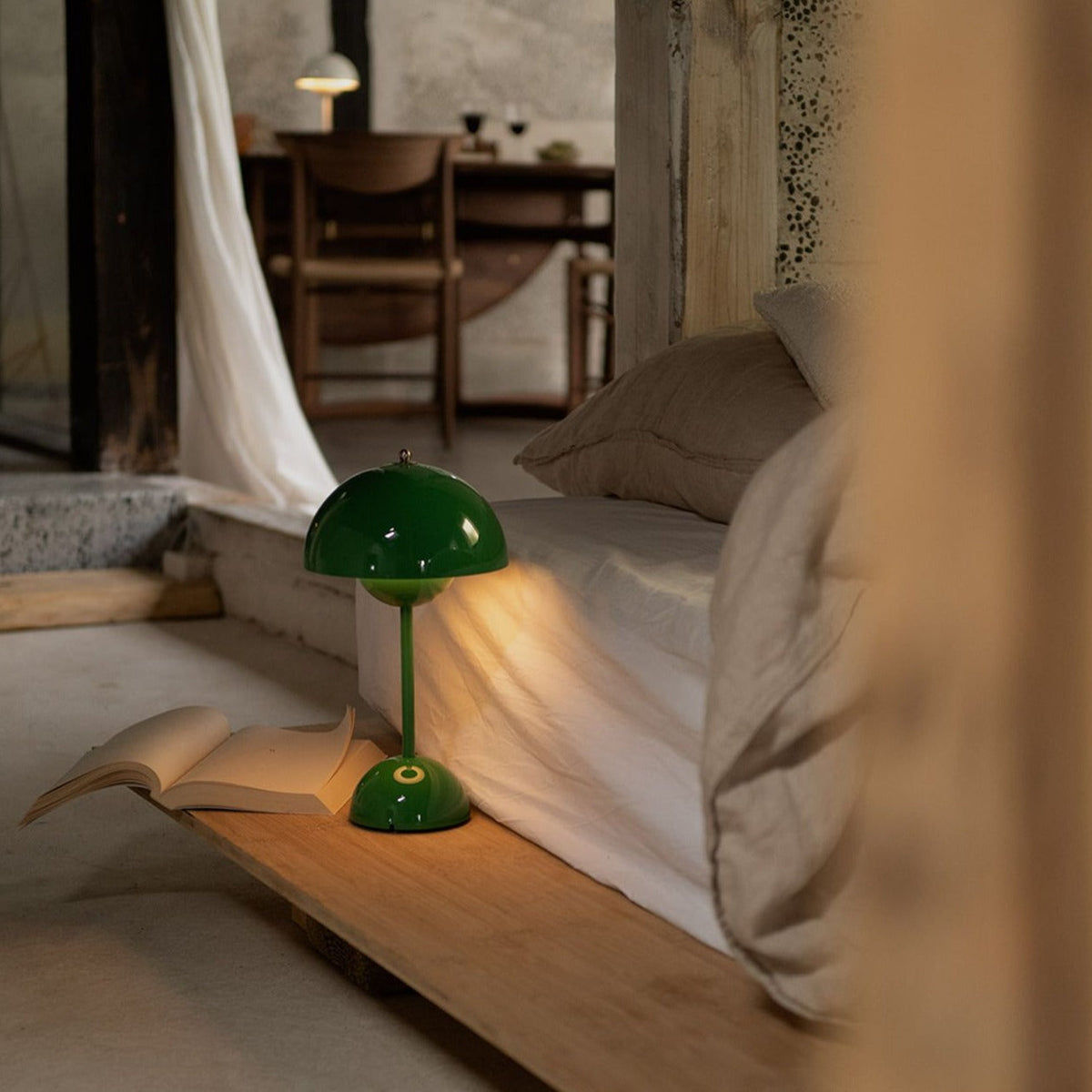 LED Tischlampe kabellos | Retro-Schirmdesign mit Touch-Dimmer und 3 Helligkeitsstufen | Akkubetrieben, warmweißes Licht 3000K 5