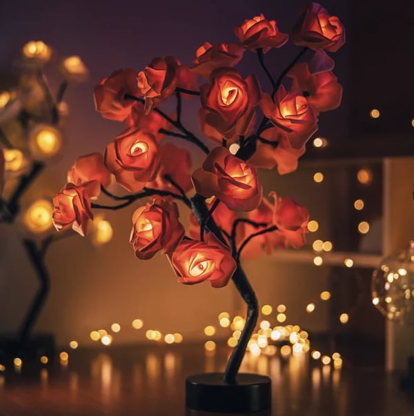 LED Rosenbaum Geschenk handgefertigt Kunststoffrahmen mit warmem Licht