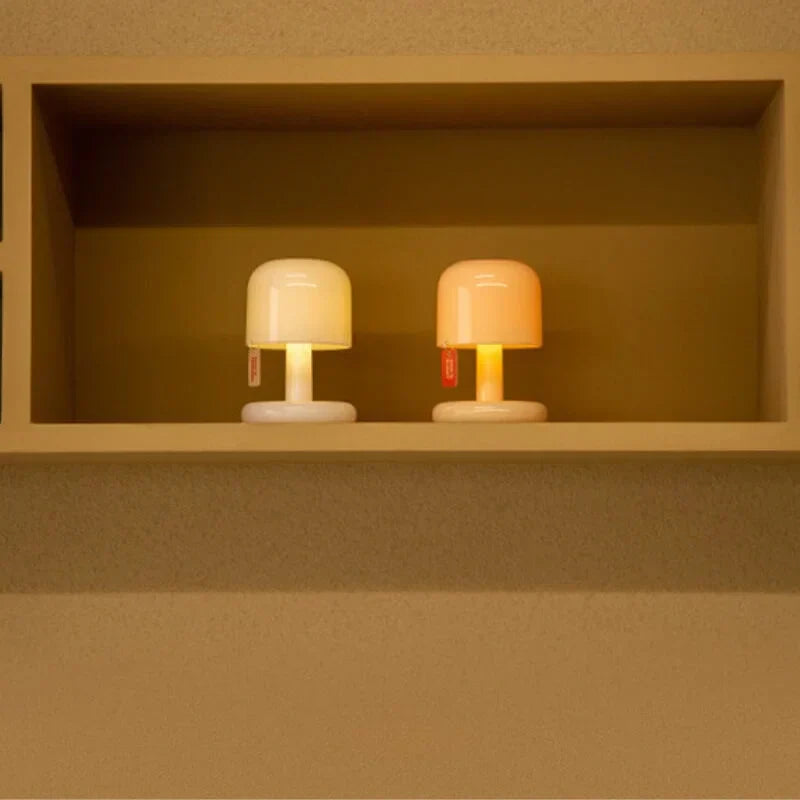 Sonnenuntergangslampe Mini, USB-wiederaufladbar, PC-Gehäuse | Warmes Dämmerlicht | 12 Std. Leuchtdauer, 2 Std. Ladezeit 9