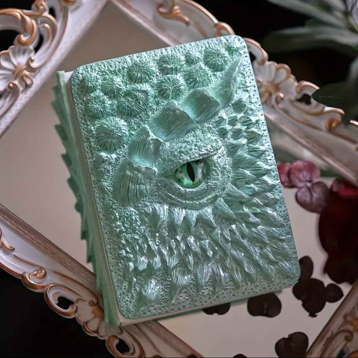 DragonBook™ – Handgefertigtes, geprägtes Harz-Tagebuch mit graviertem Einband