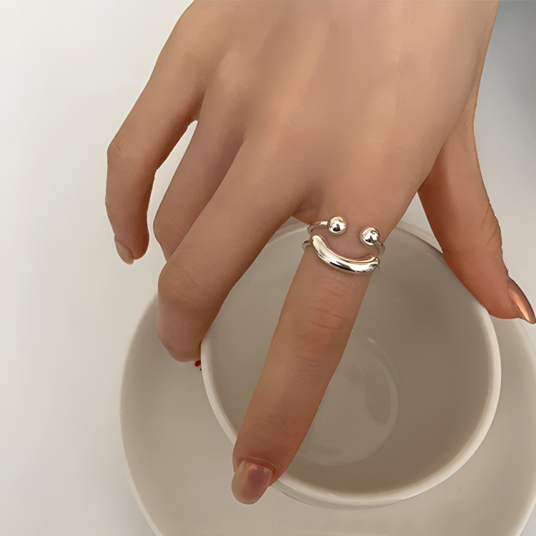 HopeRing™ – Smiley-Ring für tägliche Positivität und Trost