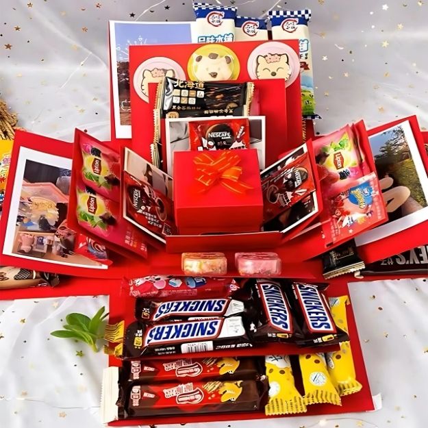 Explosionsbox aus Karton, mehrschichtig | Rot, Rosa, Blau, Schwarz | Personalisierbares Fotogeschenk für Geburtstag & Jahrestag 1