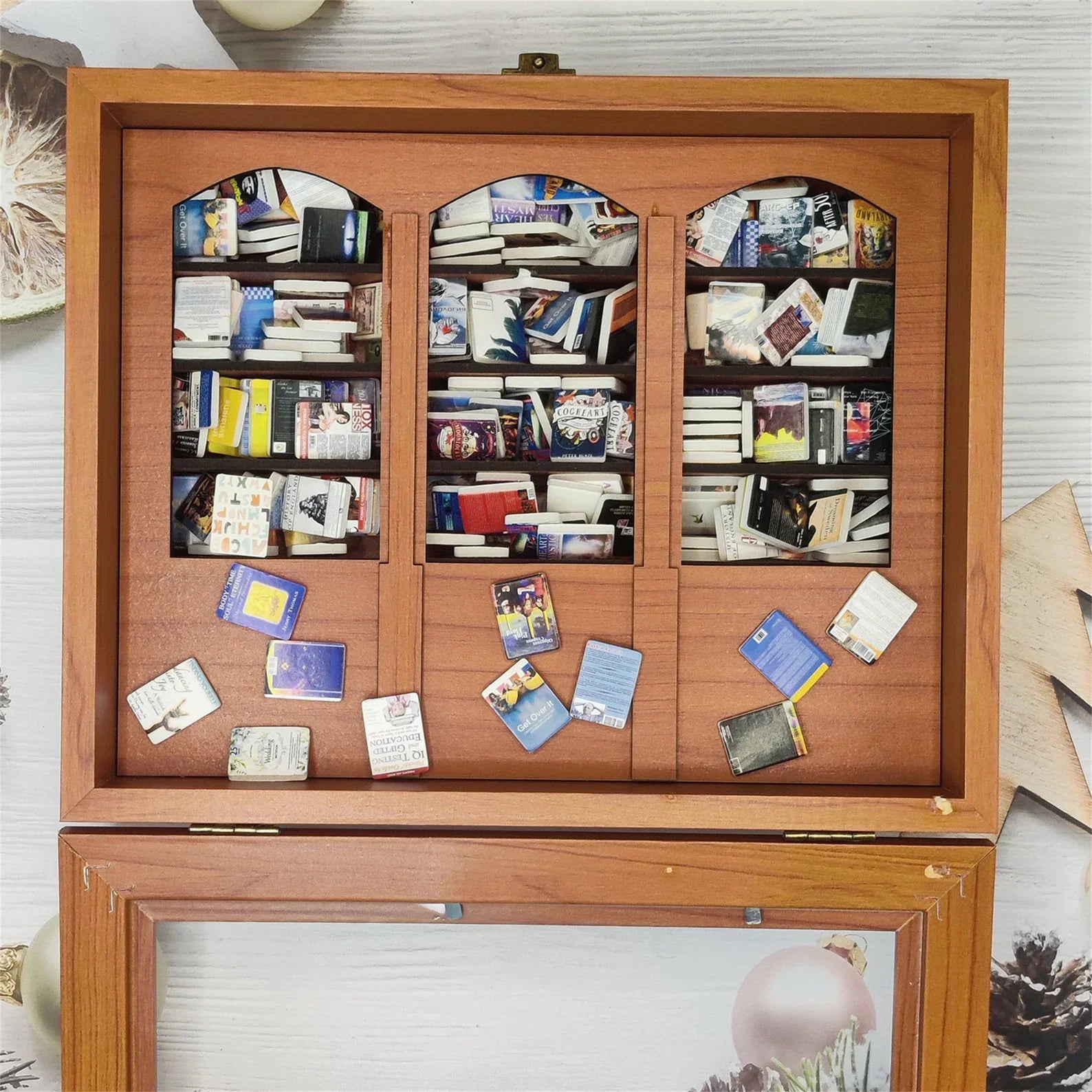 Shelfy™ - Angst Bücherregal - Schüttle deine Angst weg