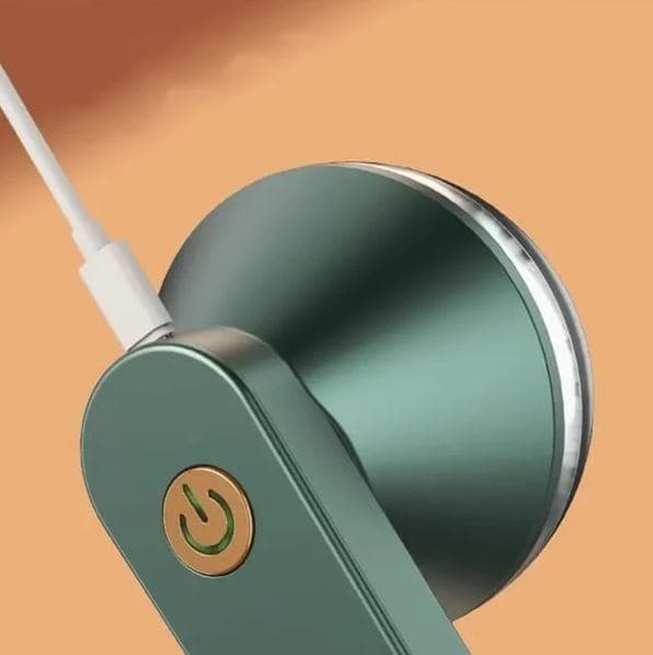 FluffRemove™ – Wiederaufladbarer Fusselentferner