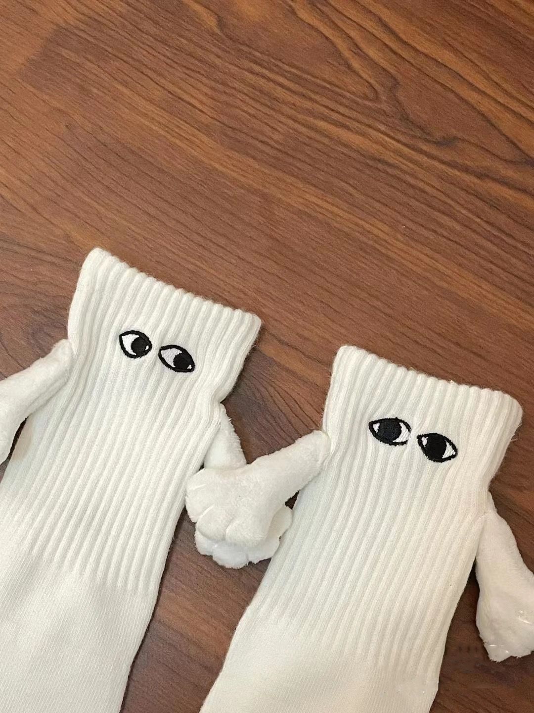 1+1 Gratis | Kuschelsocken - Die süßesten Socken der Welt!