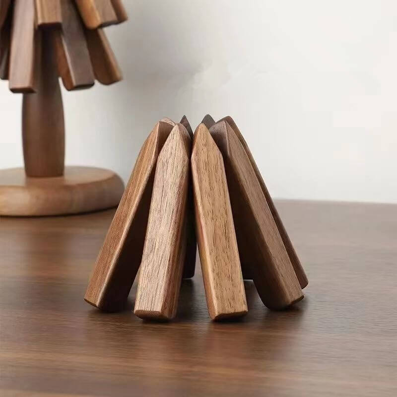 TableTree™ - Kunstvolles Tischset aus Nussbaumholz