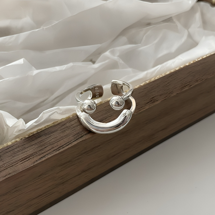 HopeRing™ – Smiley-Ring für tägliche Positivität und Trost