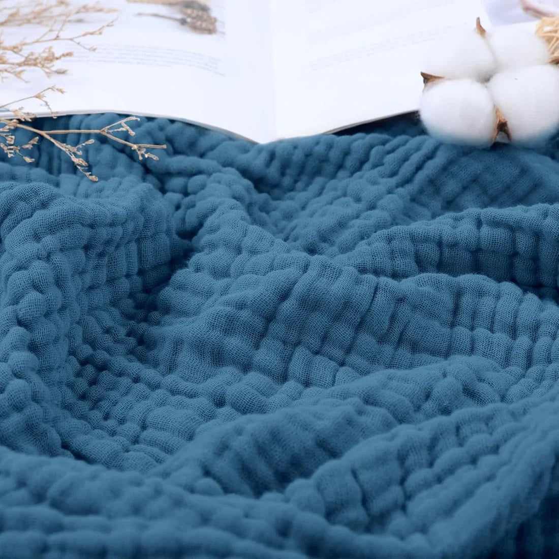 Musselindecke | Mehrlagig, Weich, Atmungsaktiv | Kuscheldecke und Überwurf für Bett, Sofa, Couch und unterwegs 7