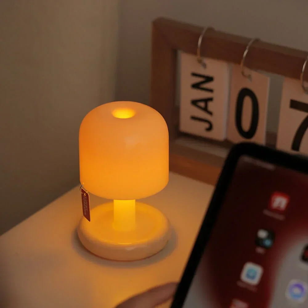 Sonnenuntergangslampe Mini, USB-wiederaufladbar, PC-Gehäuse | Warmes Dämmerlicht | 12 Std. Leuchtdauer, 2 Std. Ladezeit 6