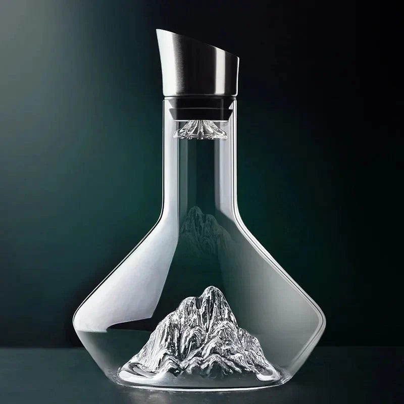 Weindekanter aus bleifreiem Kristallglas | 1500 ml Fassungsvermögen, handgefertigte Facettenform | Ideal für Rotwein und Deko