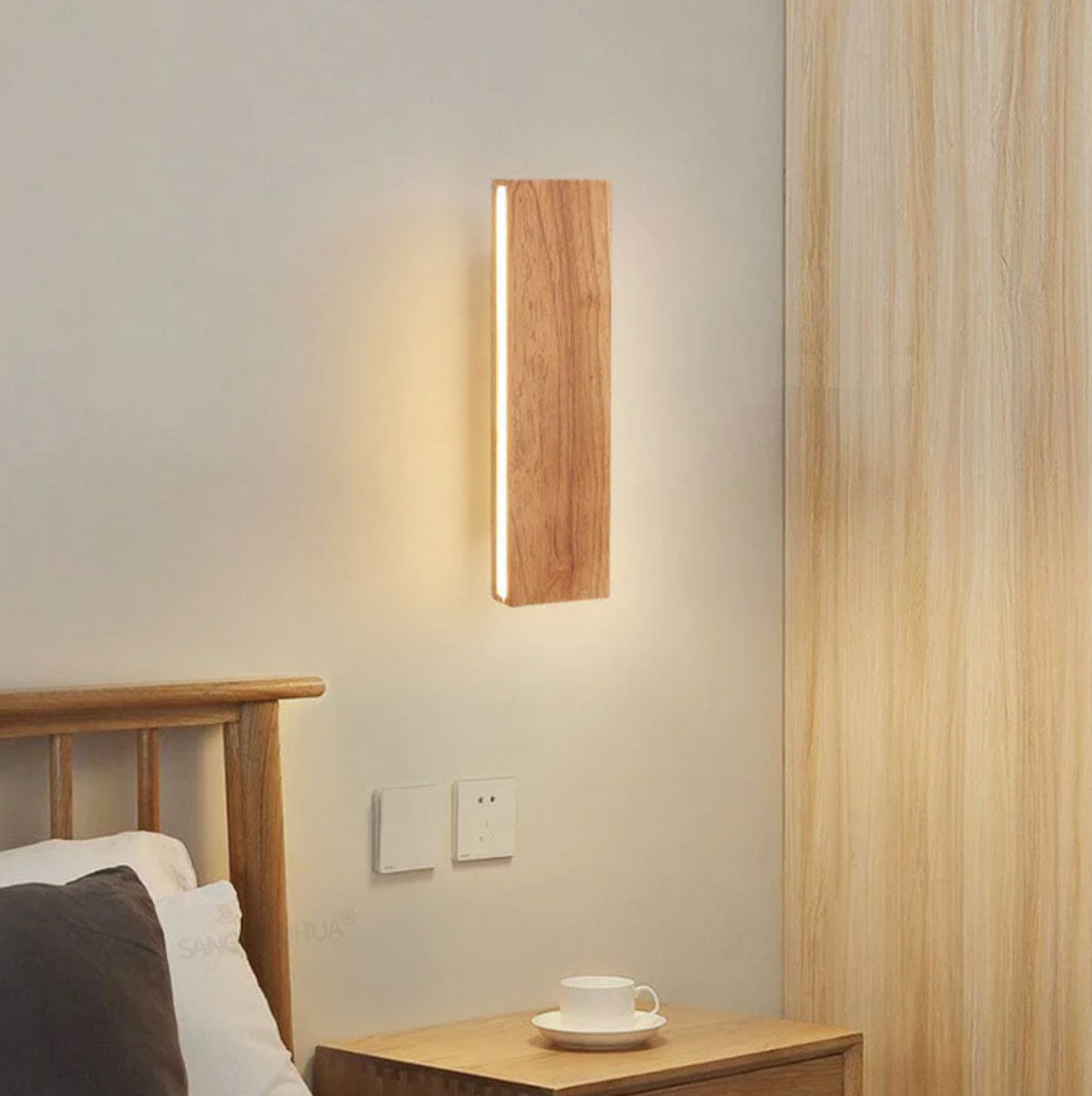 Holz-Wandleuchte mit LED-Lichtlinie | Massivholz, Montage in jeder Ausrichtung | Ideal für Schlafzimmer, Flur & Treppenhaus 16