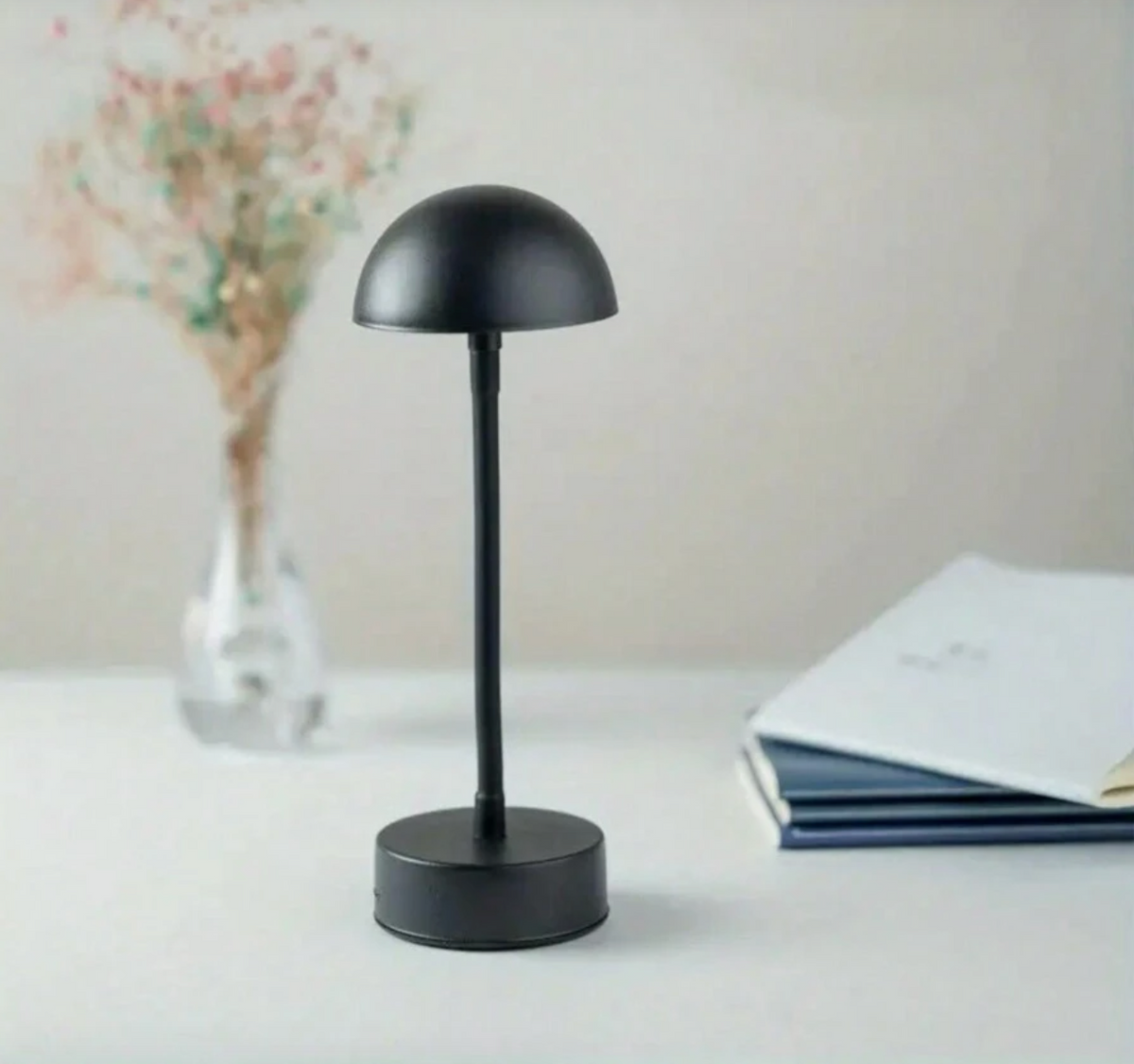 Kabellose LED Akku Tischlampe | Dimmbar per Touch & Flexibel Biegbar | Modernes Design für Wohnzimmer und Nachttisch 3