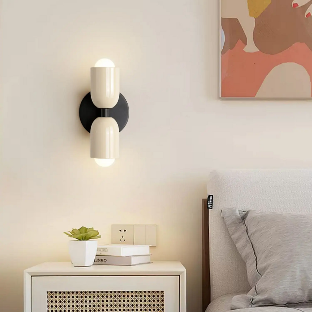 LED-Wandleuchte Edelstahl mit zwei Lichtköpfen | Nordic Design, Warmweißes Licht | Energieeffizient & Einfache Montage 1