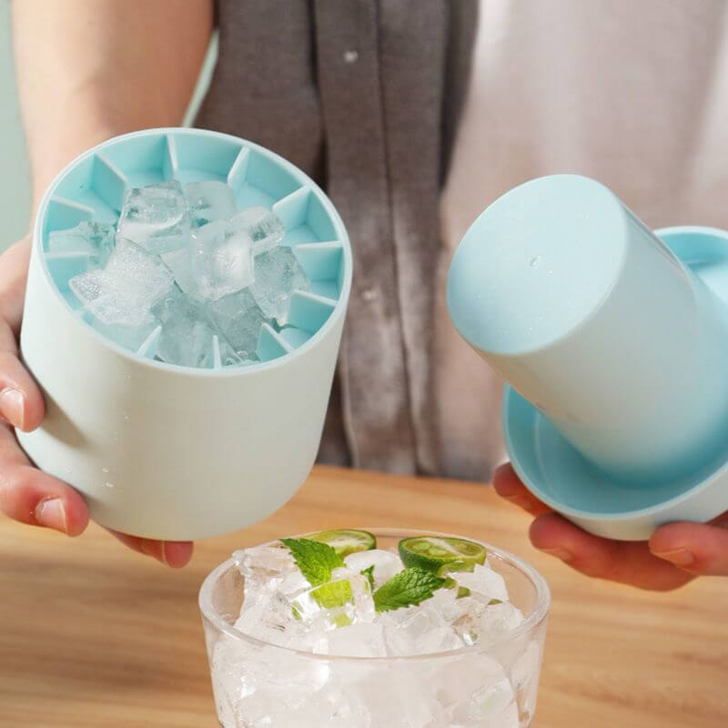 1+1 Gratis | IceFrozen™ – Tragbarer Silikon-Eiswürfelbereiter mit Deckel