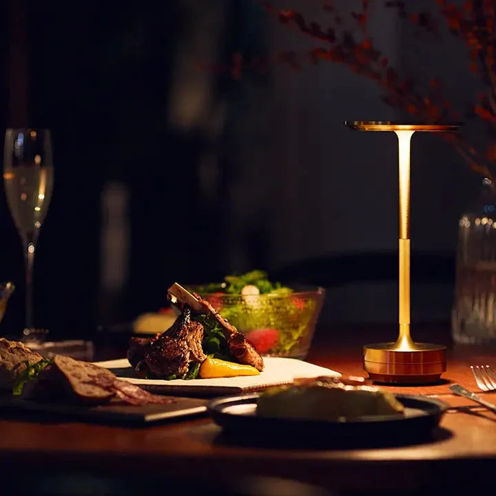 Milana™ – Galvanisierte Metall-LED- Tischlampe