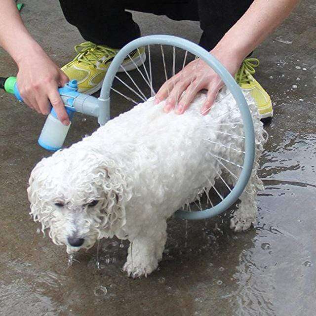 360° Hundedusche aus ABS und PP | 2-in-1 Shampoospender integriert | Passt an jeden Gartenschlauch, für alle Hunderassen 10