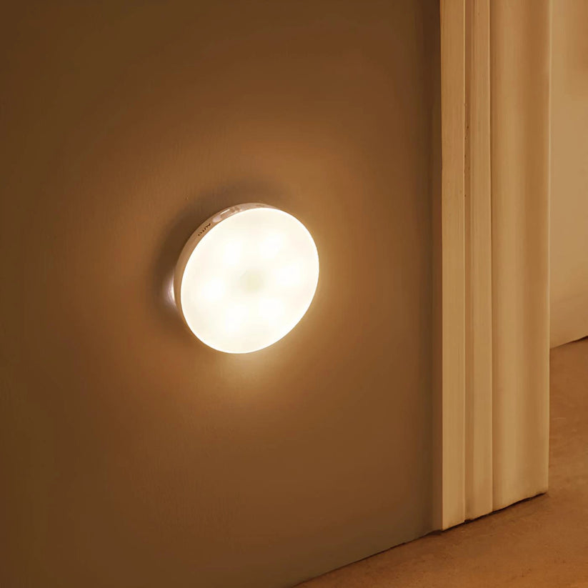LED-Leuchte mit Bewegungssensor, ABS, 8,6 cm Durchmesser | Warmweiss | Kabellos mit USB-Ladeanschluss und Batteriebetrieb 2